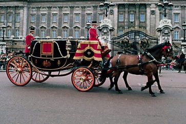 buckingham-palace-1