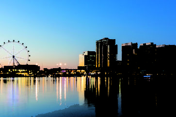 Panoramic image of the docklands waterfront area of Melbourne at night